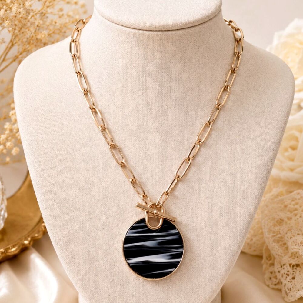 Gold Tone Black White Resin Circle Pendant Toggle Necklace 17 Inch